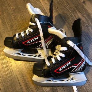 CCM Child’s 9Y Ice Skates